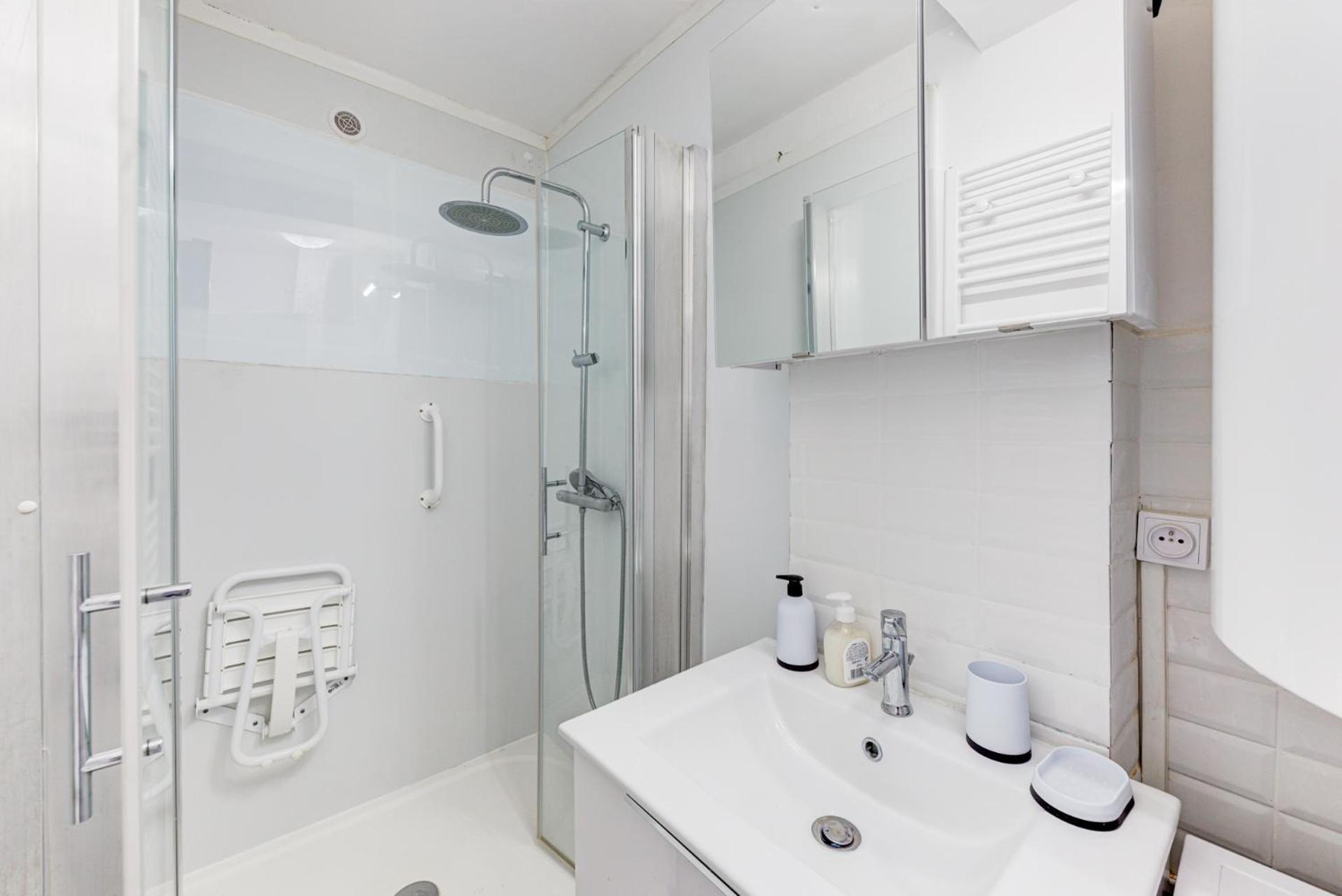 Le Central - Chambre Privative Avec Salon Et Terrasse Privee Hotell Toulouse Exteriör bild