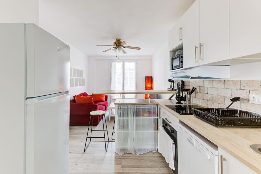 Le Central - Chambre Privative Avec Salon Et Terrasse Privee Hotell Toulouse Exteriör bild